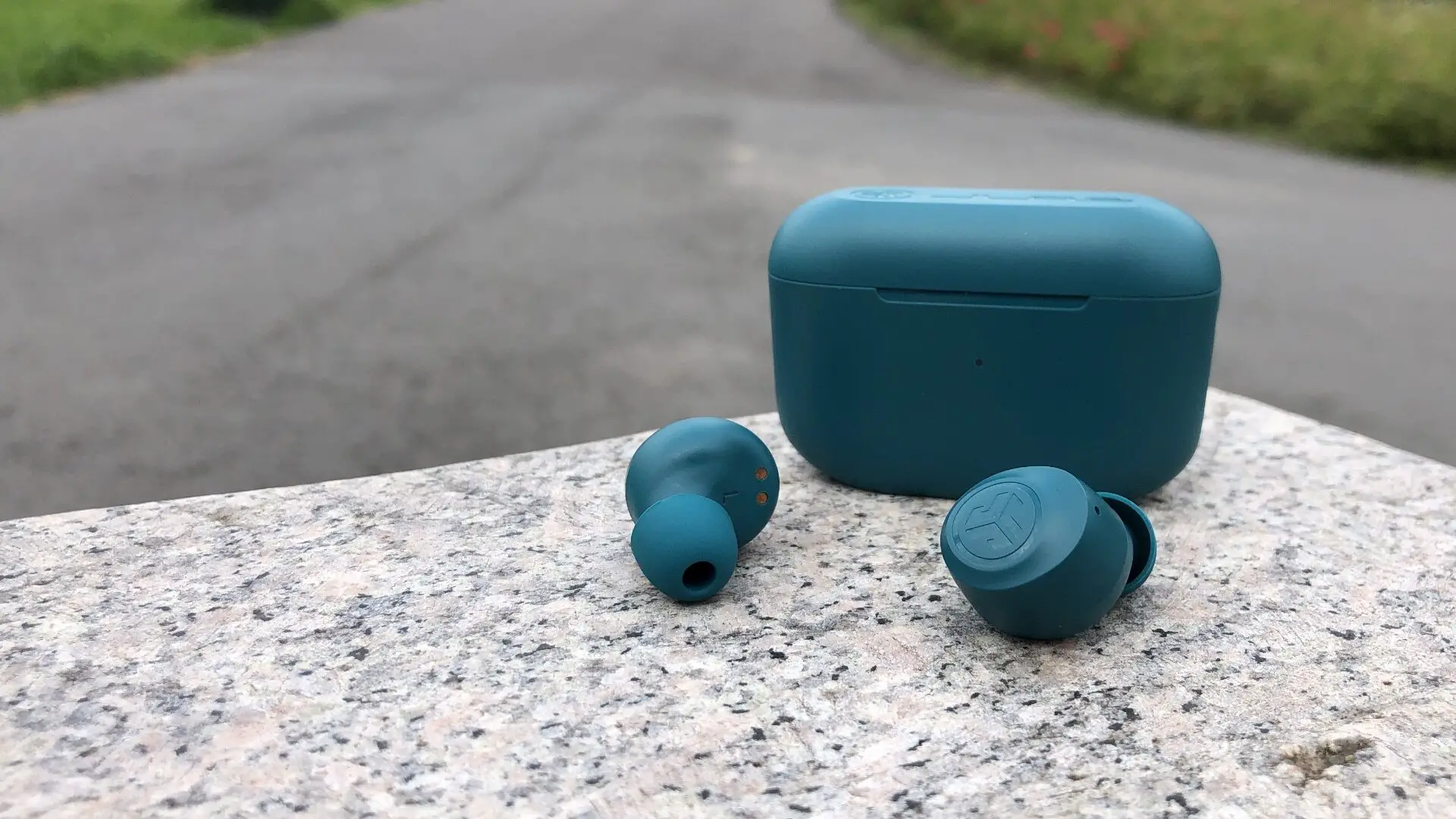 How to Use Jlab Go Air Pop Earbuds