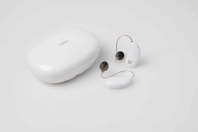 What is the Difference between Earbuds And Hearing Aids